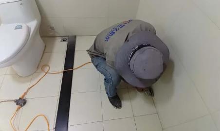 万柏林卫生间补漏